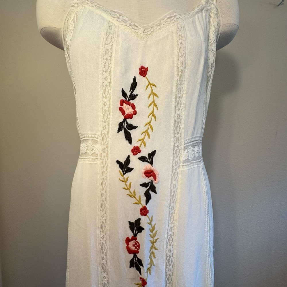 Nanette Lepore Embroidered Cream Boho Midi Dress Floral And Lace Accents Size 6 - Picture 7 of 16